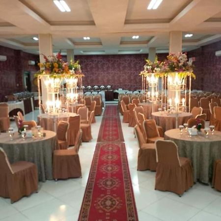 Hotel Syariah Grand Jamee Sunggal Экстерьер фото